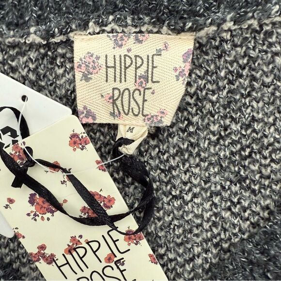 Hippie Rose Charcoal Skull V-Neck Cropped Sweater Size Medium - Picture 4 of 9